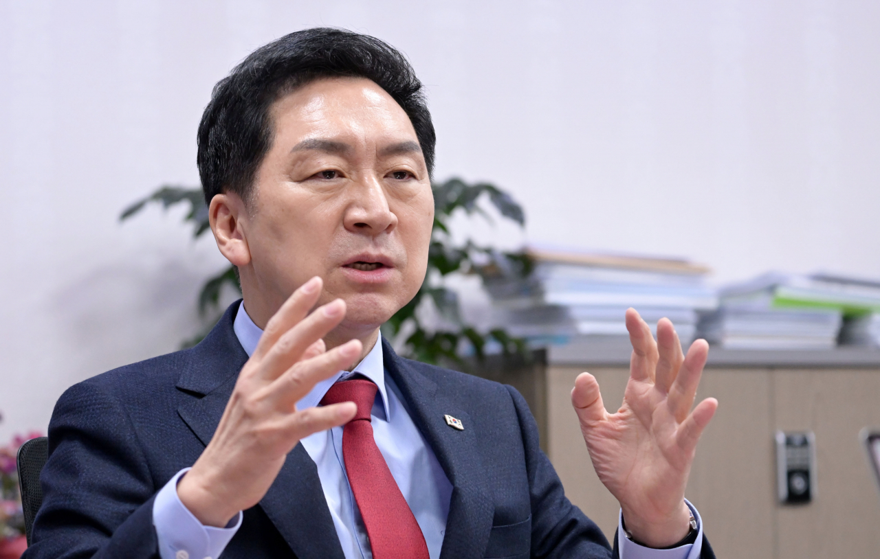 국민의힘 당대표에 도전하는 김기현 의원이 30일 오전 서울 여의도 국회의원회관에서 헤럴드경제와 인터뷰를 하고 있다. 이상섭 기자
