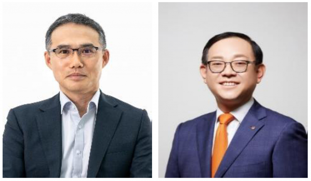 한두희(왼쪽) 신임 한화투자증권 대표와 권희백 신임 한화자산운용 대표