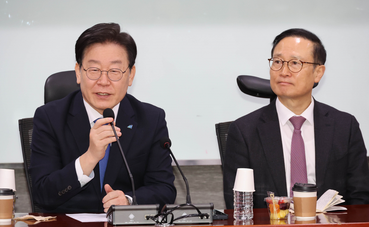 이재명 더불어민주당 대표가 지난달 31일 국회 의원회관에서 열린 민주당의 길 1차 토론회에서 인사말을 하고 있다. [연합]