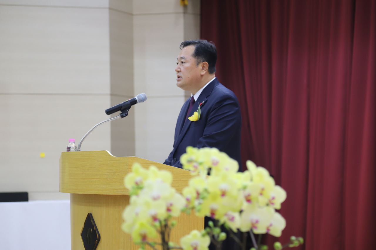 김장성 한국생명공학연구원 원장이 설립 38주년 기념식에서 기념사를 전하고 있다.[한국생명공학연구원 제공]
