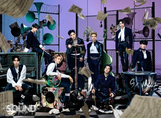 (Credit: JYP Entertainment)