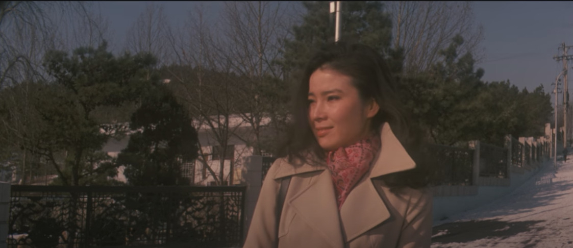 김승옥 소설 ‘야행’을 영화화 한 김수용 감독의 야행(1977)의 한 장면. [REST IN PEACE 윤정희 캡처]