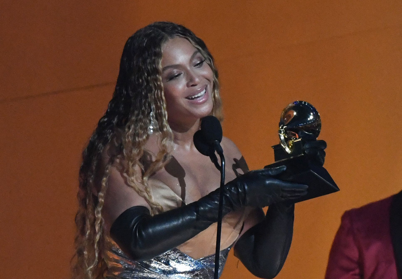 세계적인 팝 스타 비욘세는 ‘그래미 어워즈’(Grammy Awards)를 통해 65년 역사상 최다 수상자로 이름을 올리게 됐다. [AFP]