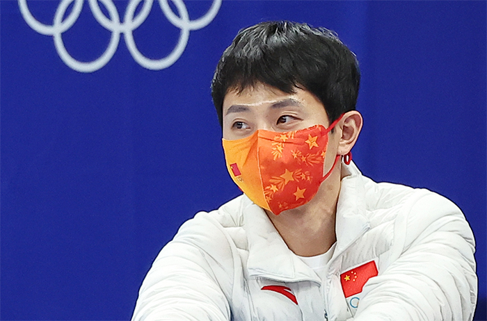 2022 베이징 동계올림픽에 중국 쇼트트랙 대표팀 기술코치로 참여한 빅토르 안(한국명 안현수). [연합]