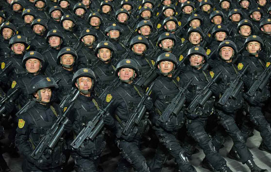 북한이 8일 야간 평양 김일성광장에서 인민군 창건(건군절) 75주년 열병식을 개최할 것으로 예상된다. 자료사진. [헤럴드DB]