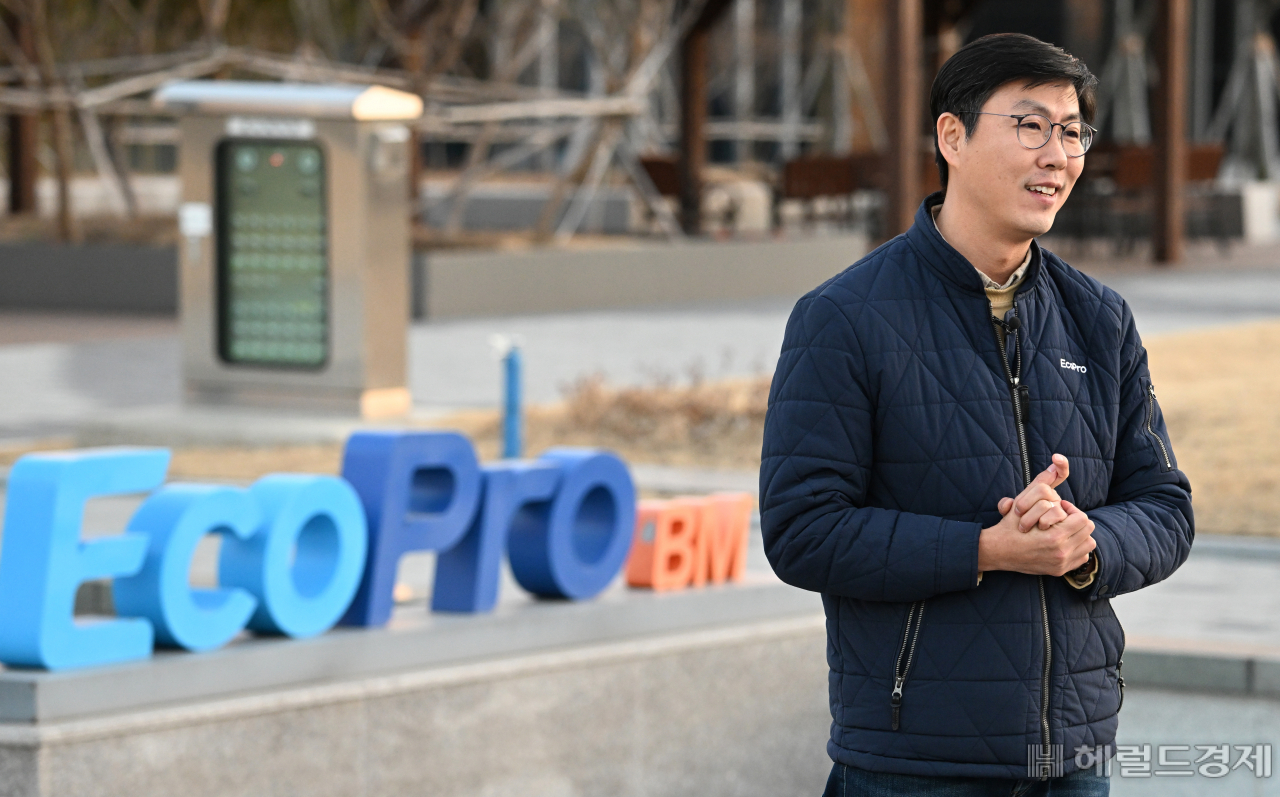 오재영 에코프로 대외협력팀 수석이 30일 경상북도 포항시 에코프로 본사에서 헤럴드경제와 인터뷰를 하고 있다. 포항=임세준 기자