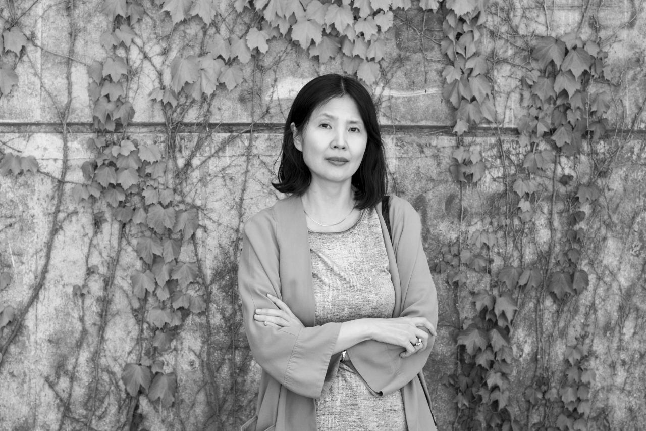 최영미 시인. 이미출판사 제공