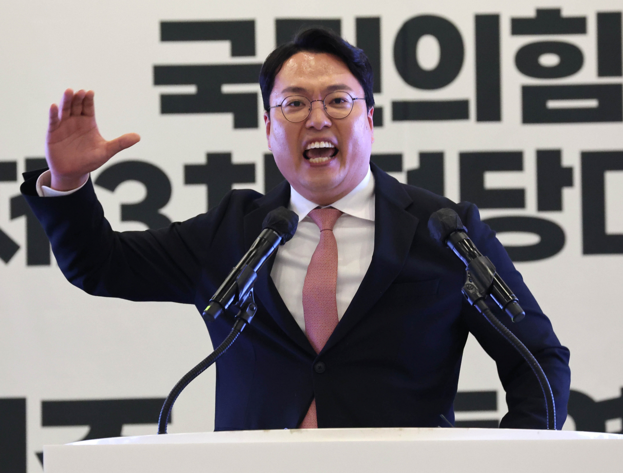 천하람 국민의힘 당대표 후보가 13일 제주도 제주시 퍼시픽호텔에서 열린 '힘내라! 대한민국 - 제3차 전당대회 제주 합동연설회'에서 정견발표를 하고 있다. [연합]