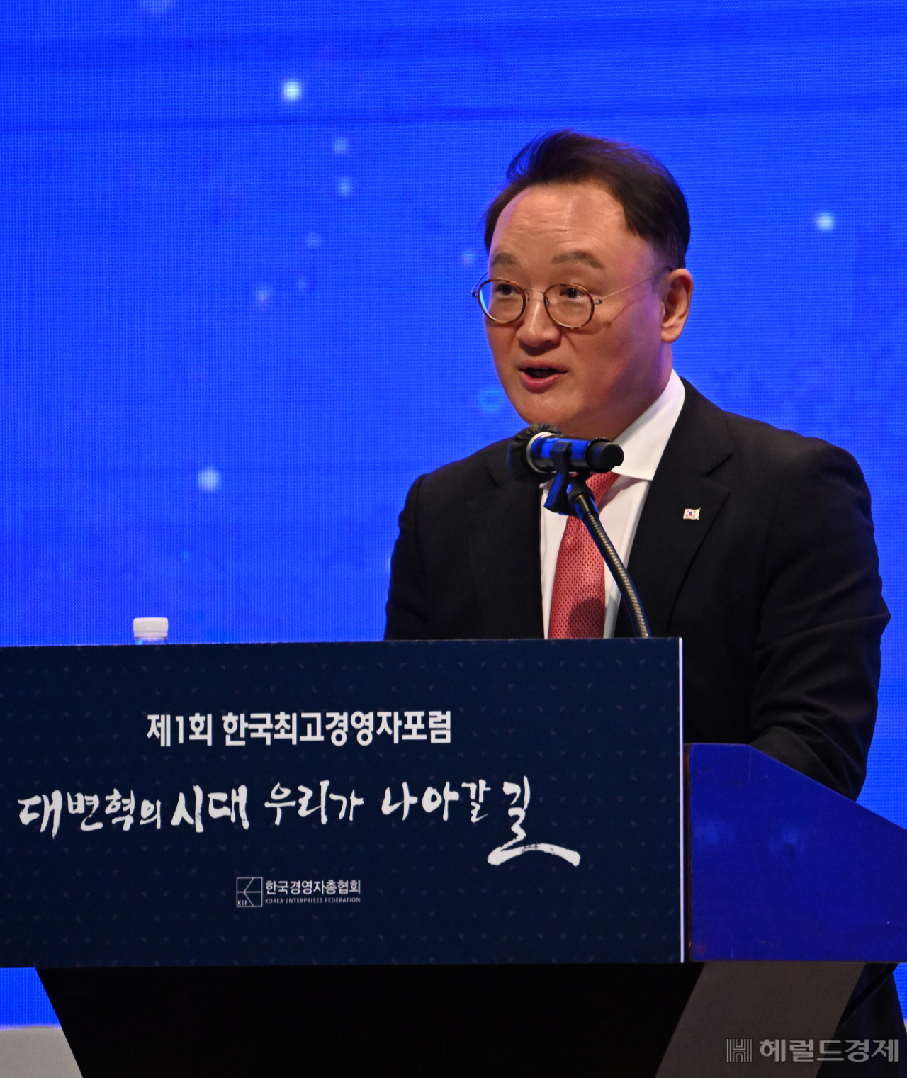 안상훈 대통령비서실 사회수석이 윤석열 대통령 축사를 대독하고 있다.