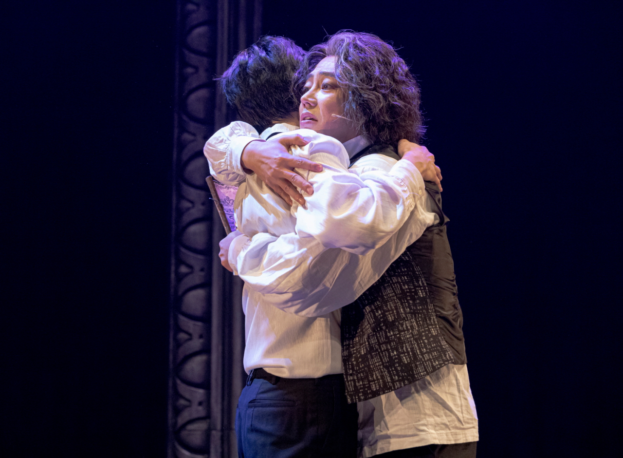 Tei (right) portrays the character of the famous composer Ludwig van Beethoven in ‘Ludwig: Beethoven the Piano.’ (Orchard Musical Company)