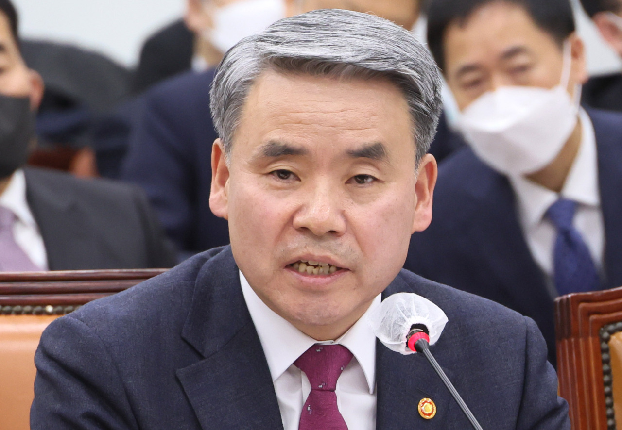 Defense Minister Lee Jong-sup speaks during a plenary session of the National Assembly's defense committee in Seoul on Feb. 17, 2023. (Yonhap)