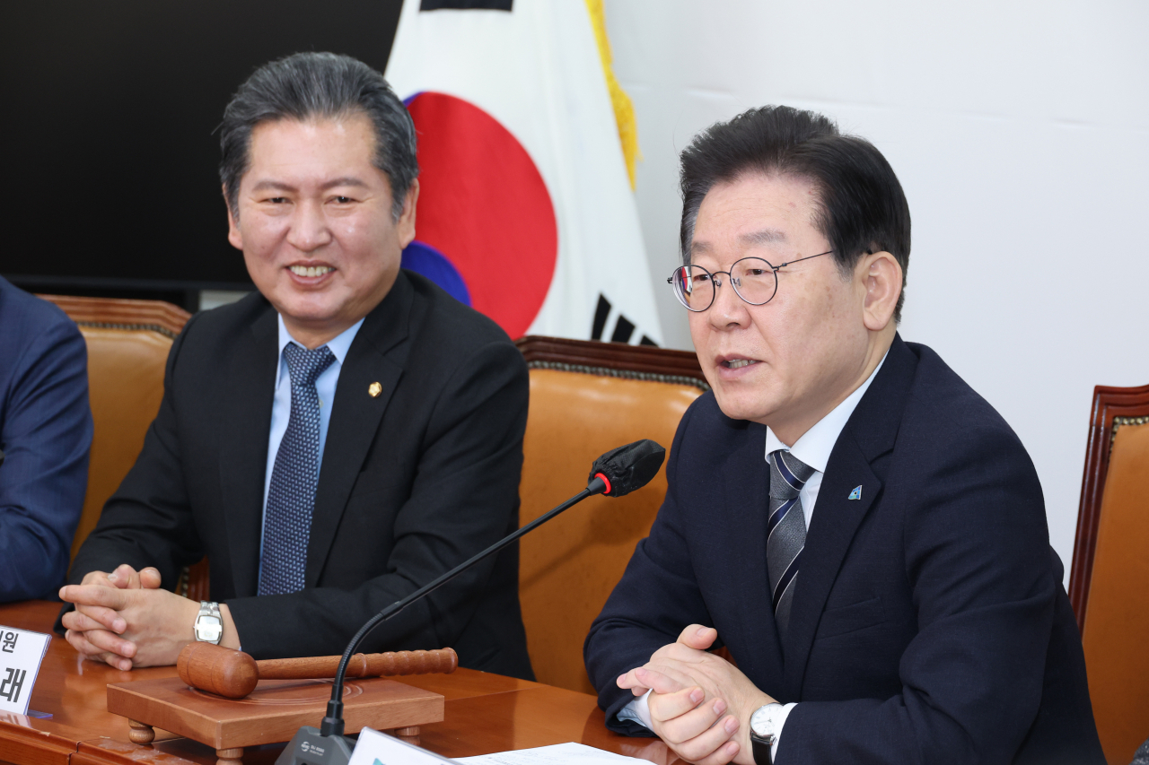 이재명 더불어민주당 대표가 22일 오전 국회에서 열린 최고위원회의에서 발언하고 있다. [연합]