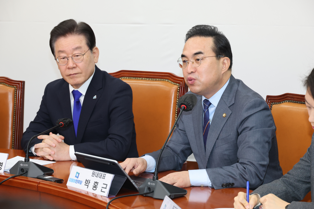 박홍근 더불어민주당 원내대표가 24일 국회에서 열린 최고위원회에서 발언하고 있다. [연합]