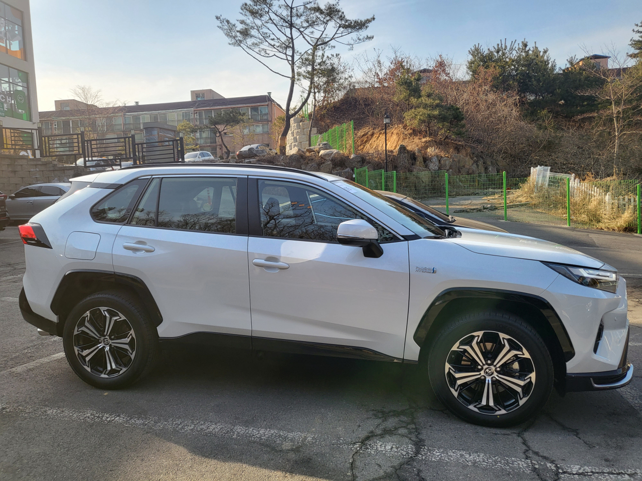 토요타 ‘라브4 PHEV’. [김지윤 기자]