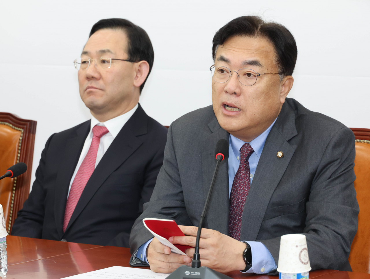 정진석 국민의힘 비상대책위원장이 27일 국회에서 열린 비상대책위원회에서 발언하고 있다. [연합]