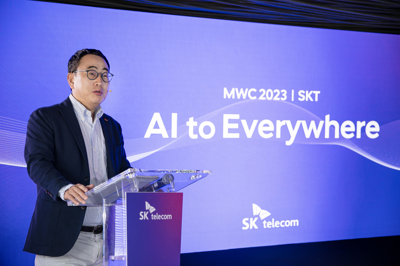 SK Telecom Chief Executive Officer Ryu Young-sang speaks at a press conference in Barcelona, Spain, Sunday. (SK Telecom)