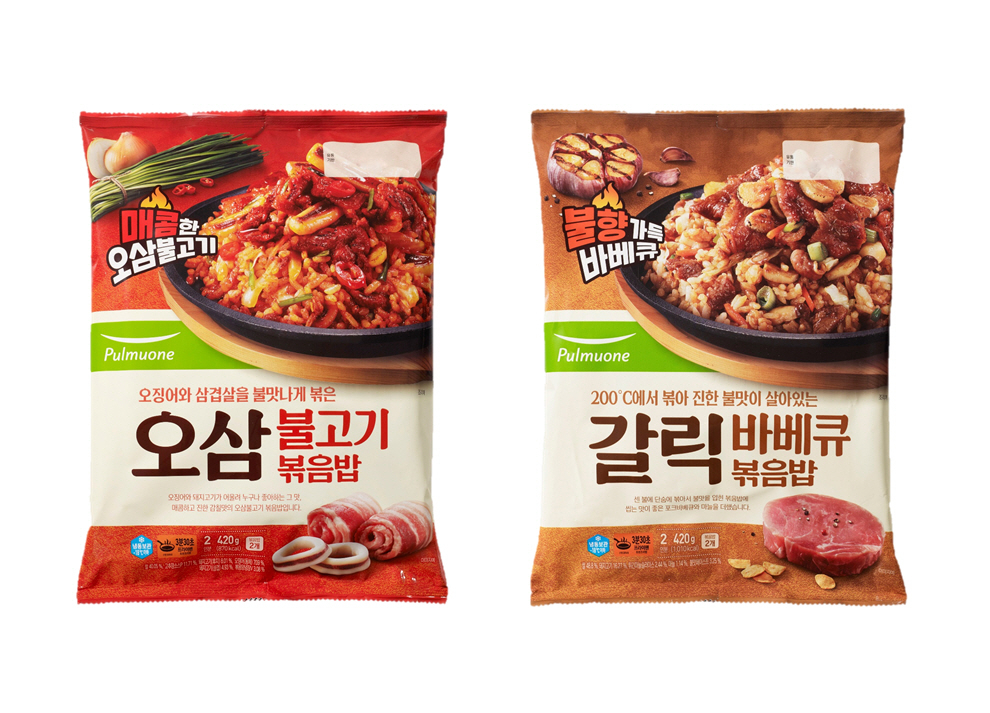 ‘오삼불고기 볶음밥’과 ‘갈릭바베큐 볶음밥’ 2종. [풀무원식품 제공]