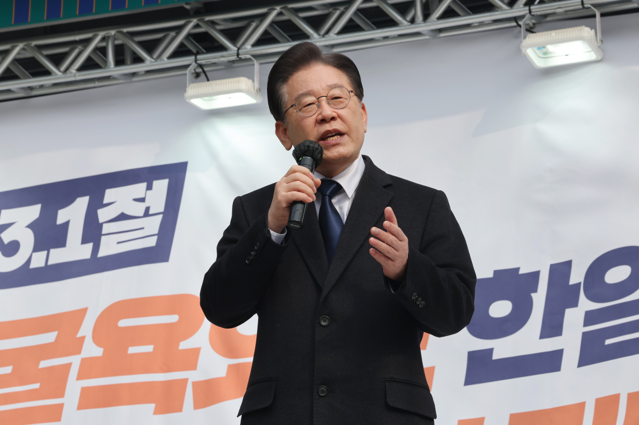더불어민주당 이재명 대표가 1일 서울광장 동편에서 열린 '104주년 3.1절 범국민대회'에서 발언하고 있다. [연합]