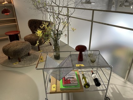 Decorating tips, Apgujeong before skyscrapers and Korean celebs by Jamin