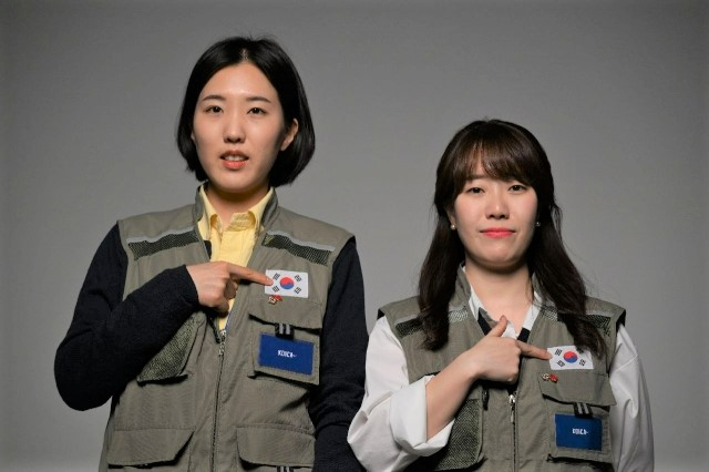 튀르키예 지진 대응 1진 긴급구호대에 파견됐던 김민지(오른쪽) 코이카 다자협력인도지원실 대리와 백주영 코이카 해외봉사모집팀 전임이 28일 오후 서울 용산구 헤럴드스튜디오에서 헤럴드경제-코리아헤럴드와 인터뷰를 가지고 있다. 박해묵 기자