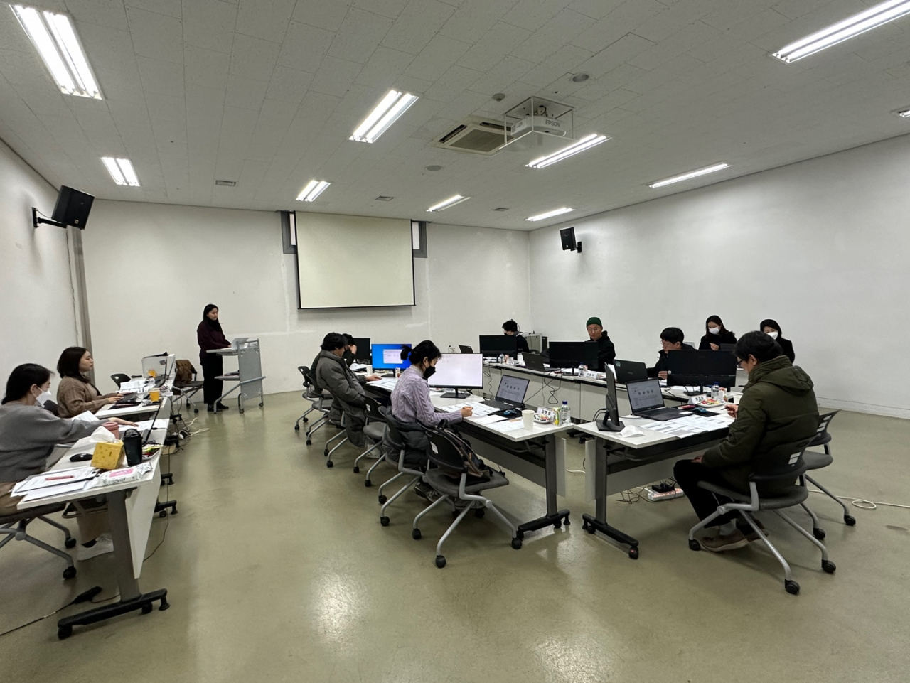 2023 지역문화예술지원사업 심사 모습.[대구문화예술진흥원 제공]
