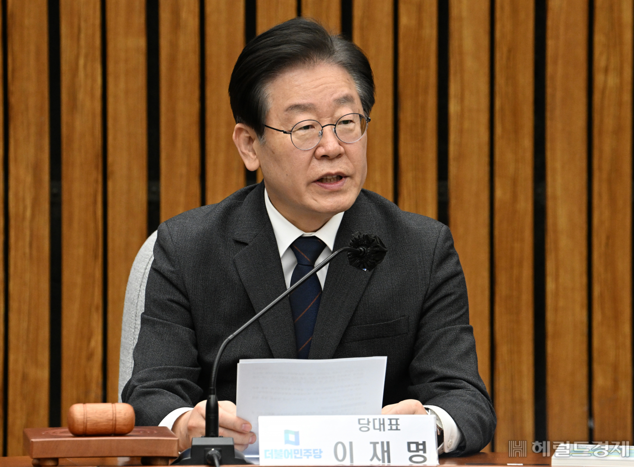 더불어민주당 확대간부회의가 6일 서울 영등포구 여의도 국회에서 열려 이재명 대표가 발언하고 있다. 임세준 기자