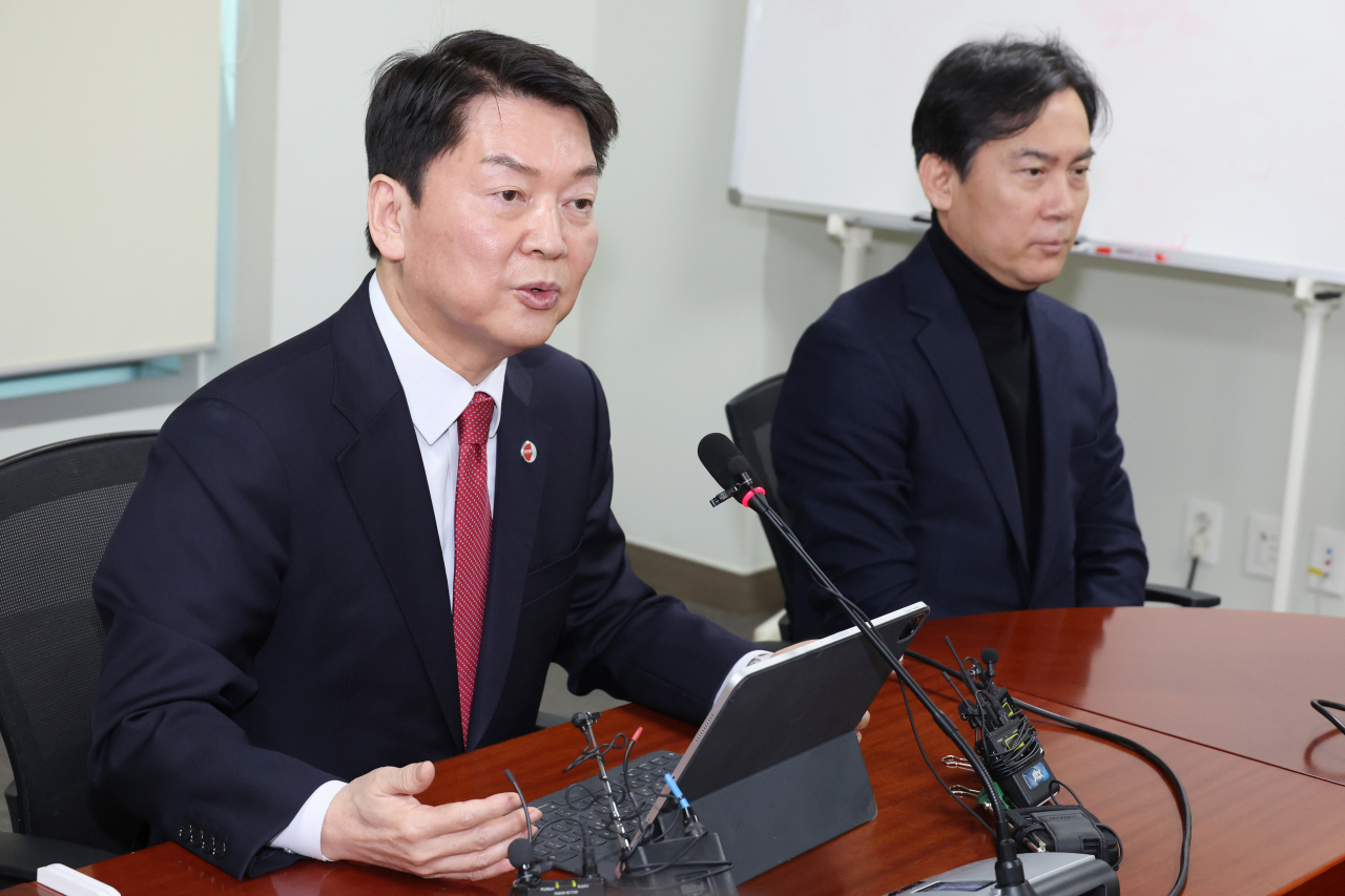 결국 대통령실 겨눈 안철수…전당대회 개입, 정말 불법일까[이런정치]