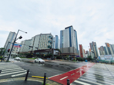 광교중앙역 앞의 모습. 서영상 기자