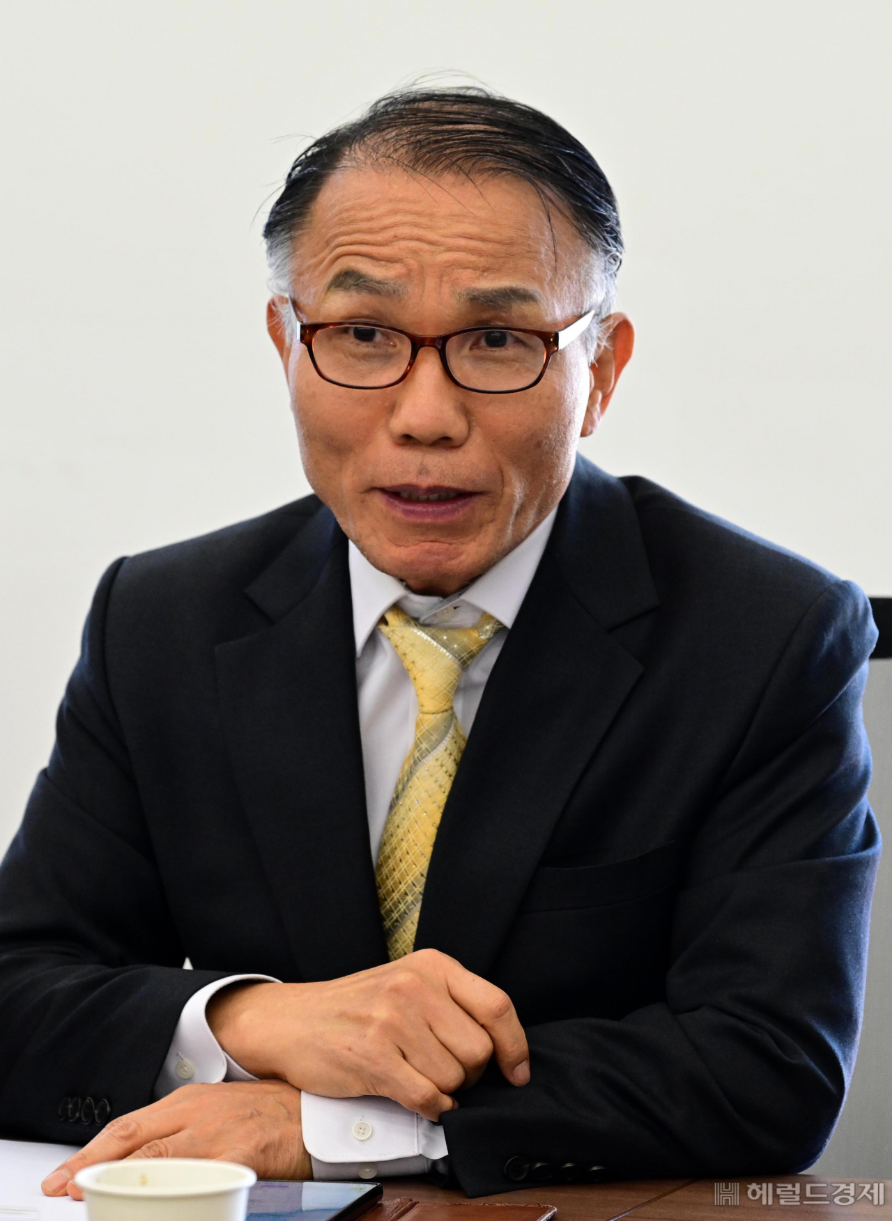 6일 오전 서울 용산구 헤럴드스퀘어에서 열린 ‘의대 쏠림 긴급 좌담회’에서 홍후조 고려대 교육학과 교수가 발언하고 있다. [사진=박해묵 기자]
