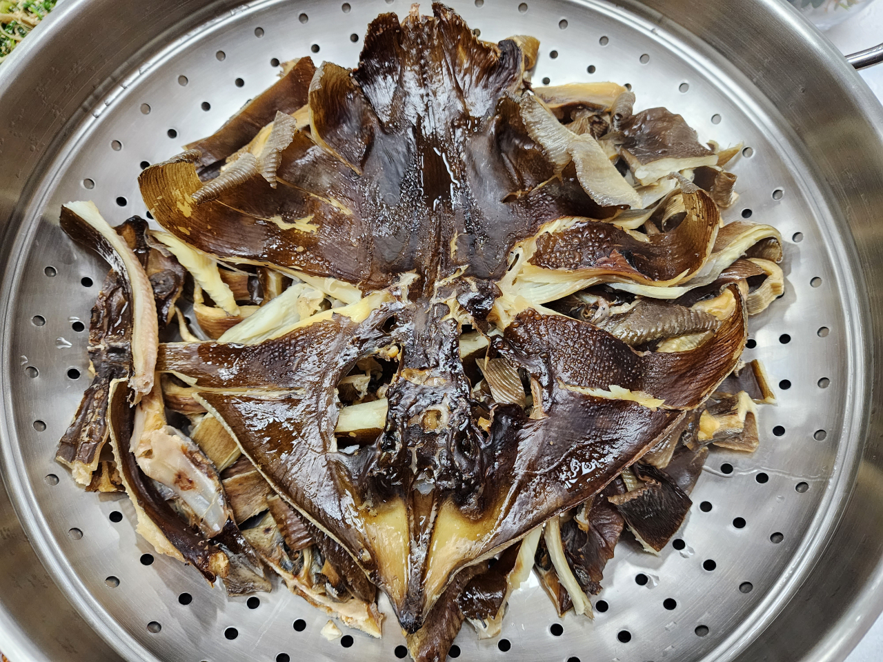 반건조 간재미 찜