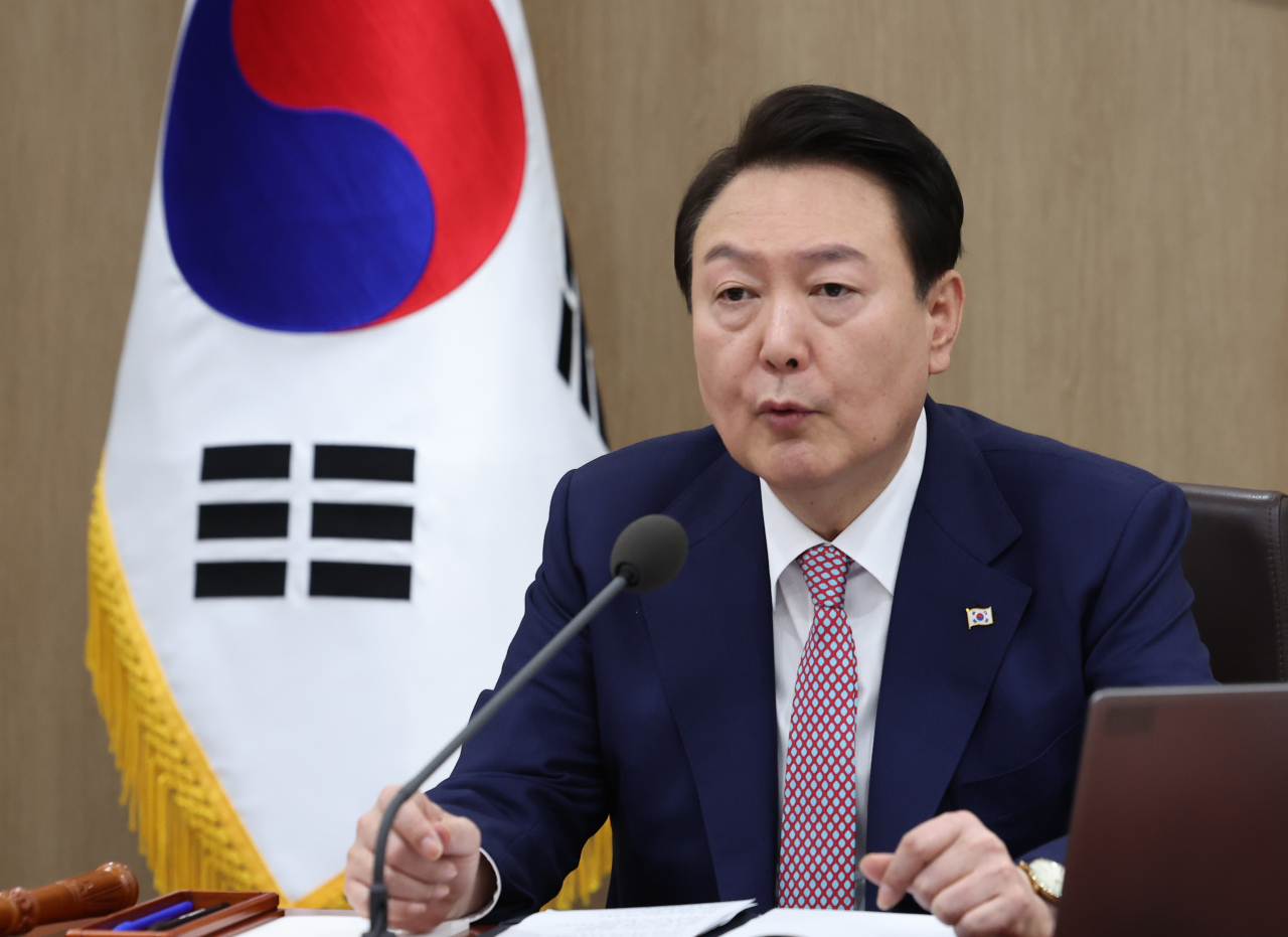 윤석열 대통령이 지난 7일 서울 용산 대통령실 청사에서 열린 국무회의에서 발언하고 있다. [연합]