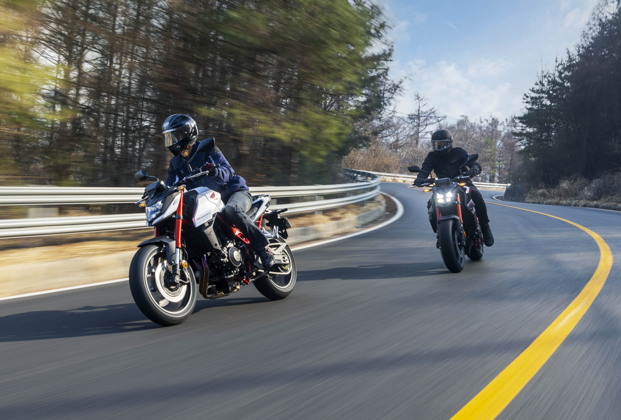 2023년형 ‘CB750 호넷’. [혼다코리아 제공]