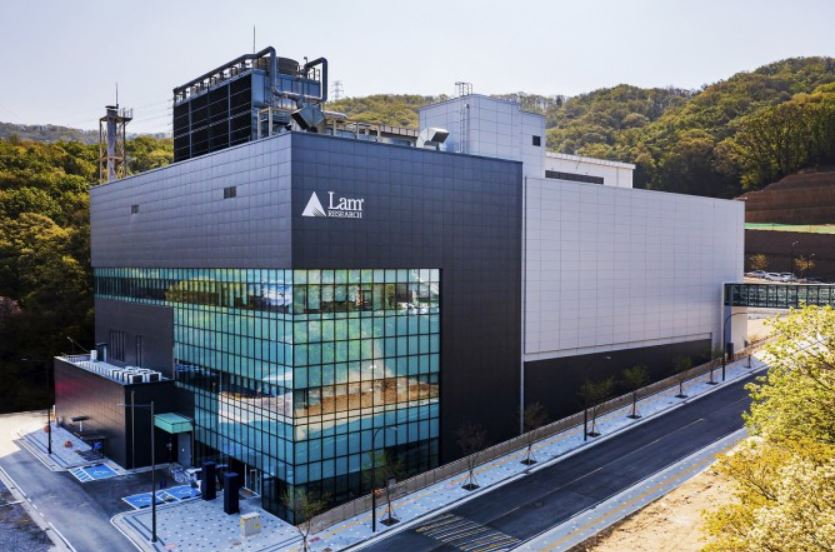 램리서치가 지난해 4월 경기 용인 지곡산업단지에 연 '램리서치 코리아테크놀로지 센터' 모습. [램리서치 제공]