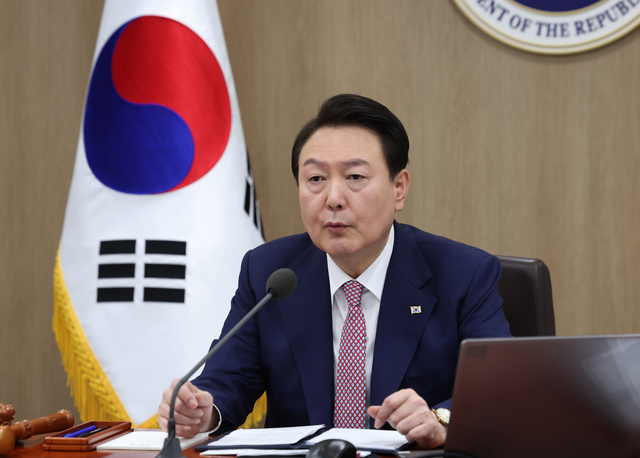 윤석열 대통령이 지난 7일 서울 용산 대통령실 청사에서 열린 국무회의에서 발언하고 있다. [연합]