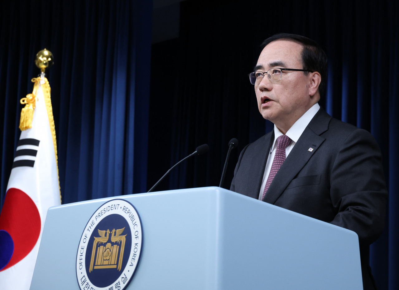 김성한 국가안보실장이 14일 서울 용산 대통령실 청사에서 윤석열 대통령 내외의 일본 방문 일정을 설명하고 있다. [연합]