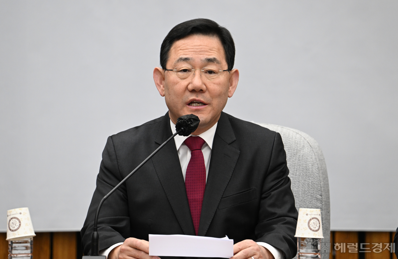 주호영 국민의힘 원내대표가 21일 서울 영등포구 여의도 국회에서 열린 원내대책회의에 참석해 발언하고 있다. 임세준 기자