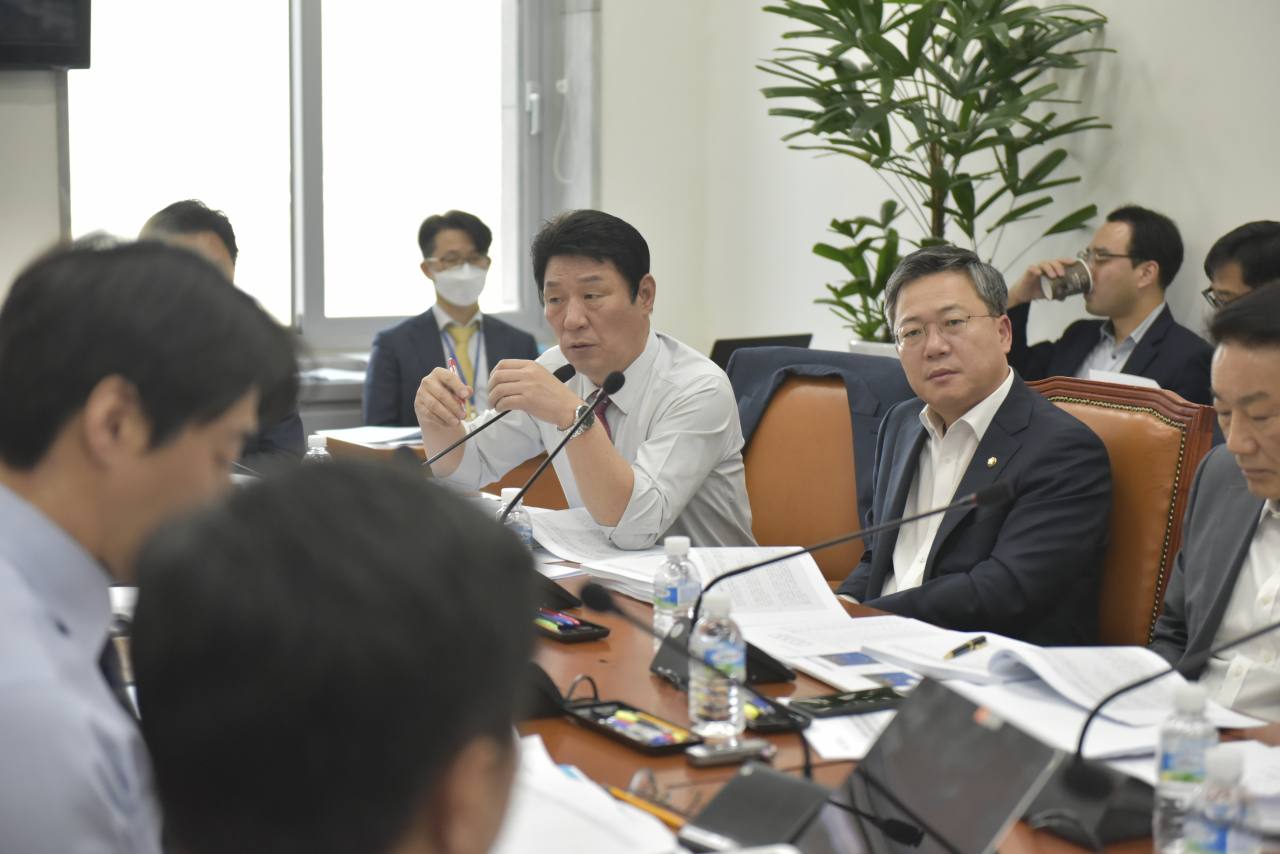 21일 열린 국토교통위원회 교통법안심사소위원회 모습.[강대식 국회의원실 제공]