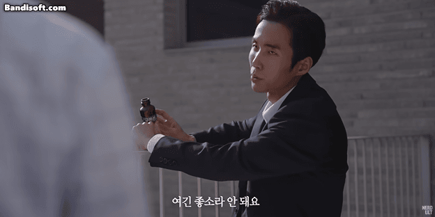 유튜브 채널 '너덜트'에서 업로드한 주69시간 풍자 숏무비 [유튜브 캡처]