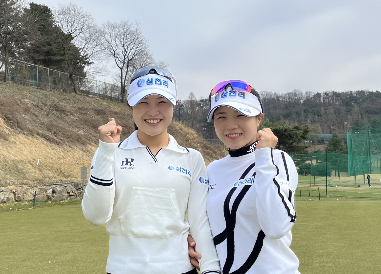 올해부터 KLPGA에서 함께 뛰게된 언니 고지우(왼쪽)와 동생 고지원 자매.[와우매니지먼트 제공]