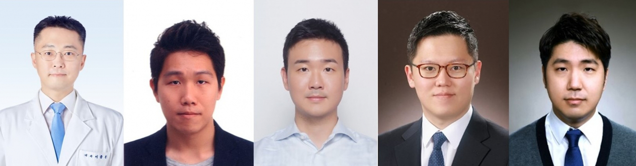(왼쪽부터) 분당서울대병원 소화기내과 이종찬 교수, 분당서울대병원 빅데이터센터 이용석 박사, 서울대병원 혈액종양내과 박창희 전임의, 숭실대학교 컴퓨터공학과 송현주 교수, 방앤옥컨설팅 옥찬영 이사