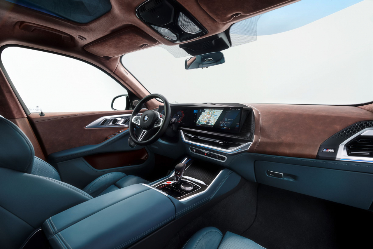 The interior of the BMW XM (BMW Korea)