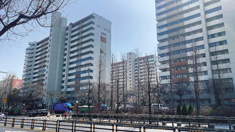 최근 새 재건축 조합장을 선출한 서울 강동구 삼익그린2차의 모습. [헤럴드DB]