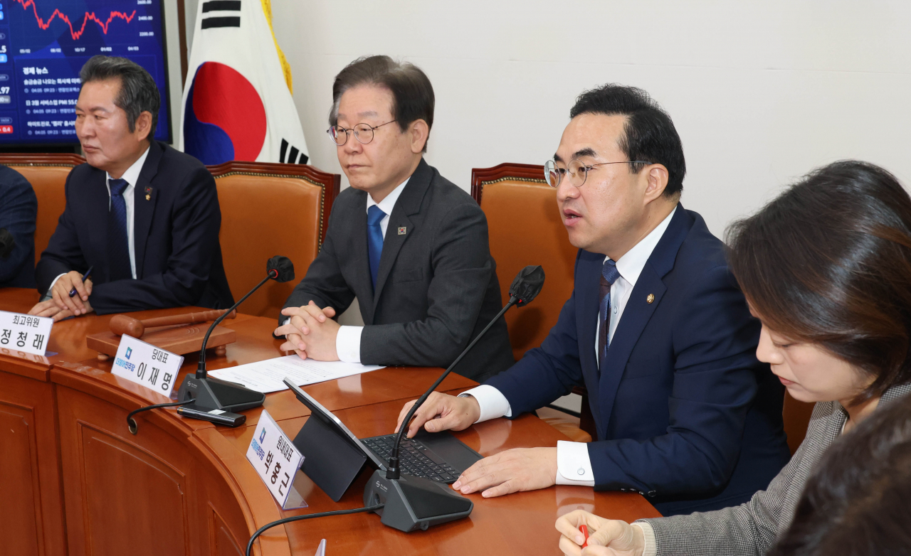 박홍근 더불어민주당 원내대표가 5일 국회에서 열린 최고위원회의에서 발언하고 있다. 연합뉴스