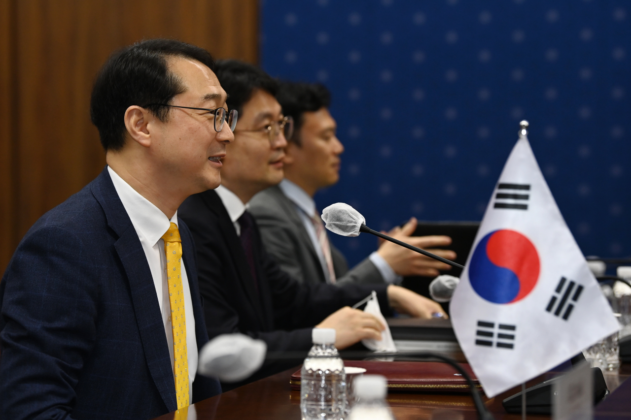 김건 외교부 한반도 평화 교섭본부장이 6일 오전 서울 종로구 외교부 청사에서 열린 한미 북핵 수석 대표협의에서 발언하고 있다. [연합]