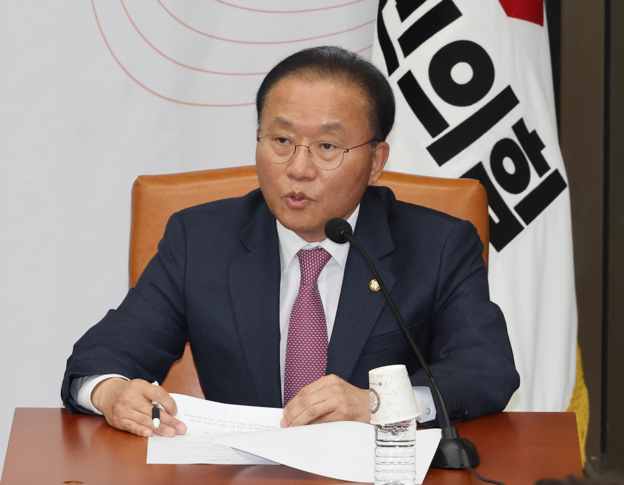 7일 국회에서 열린 국민의힘 원내대표 및 국회운영위원장 후보자 선출 의원총회 합동토론회에서 윤재옥 의원이 모두발언하고 있다. [연합]