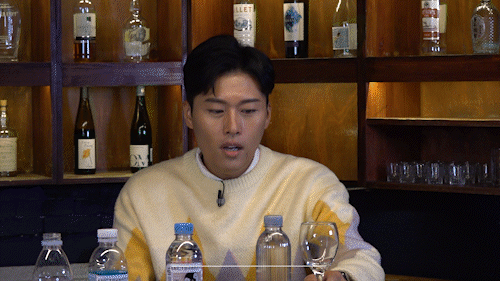 김일중 아나운서와 한국화학연구원 김영윤, 김세희 박사가 맛있는 물에 대해 이야기를 나누고 있다.[한국화학연구원 제공]