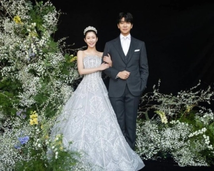 이승기와 이다인의 결혼식 화보 [9아토엔터테인먼트]