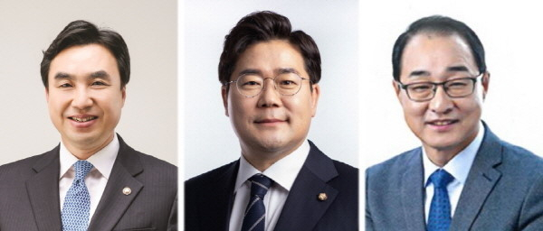 윤관석·박찬대·이성만 국회의원〈사진 왼쪽부터〉