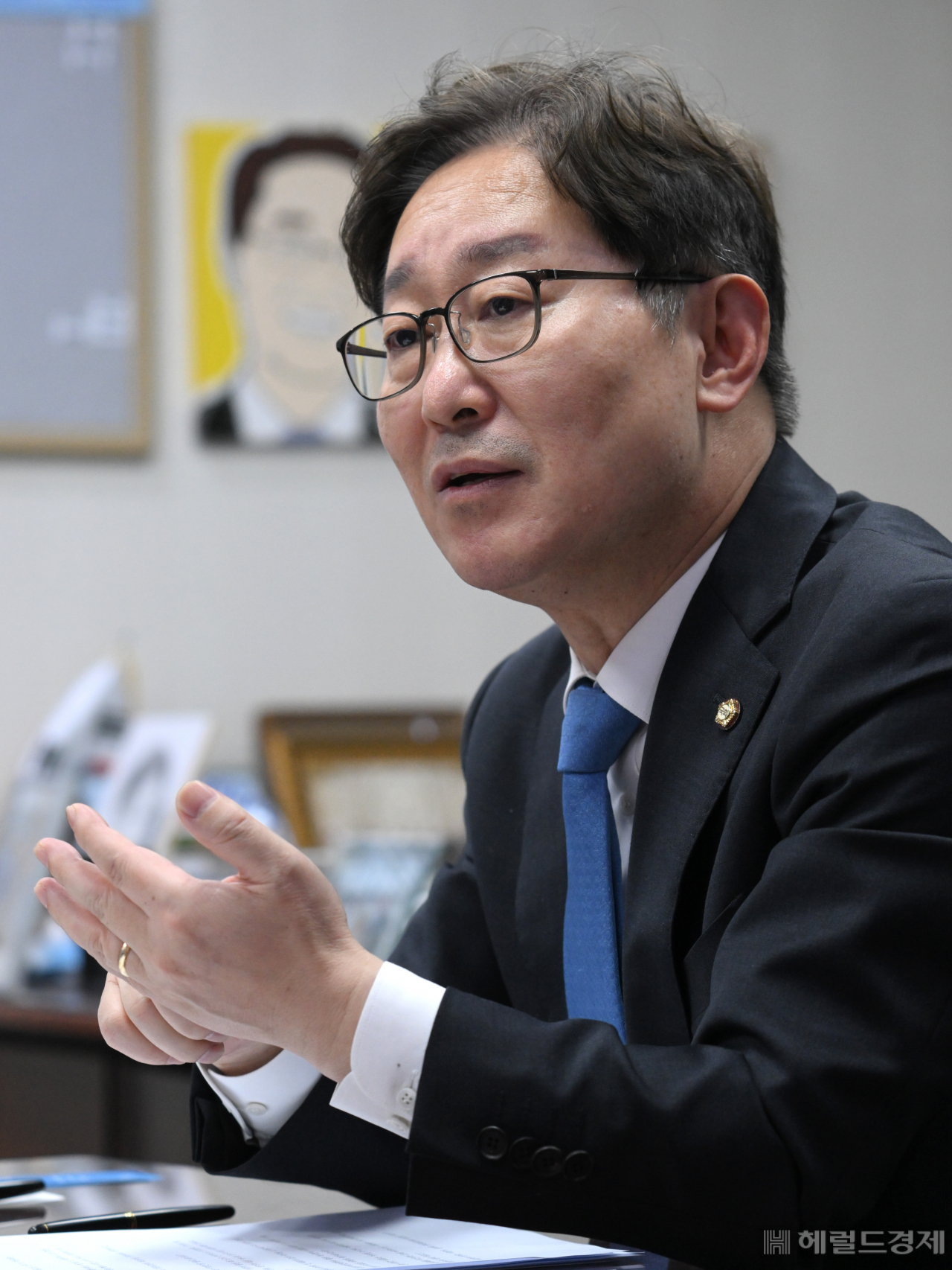 박범계 더불어민주당 의원이 21일 서울 영등포구 여의도 국회 의원회관에서 헤럴드경제와 인터뷰를 하고 있다. 임세준 기자