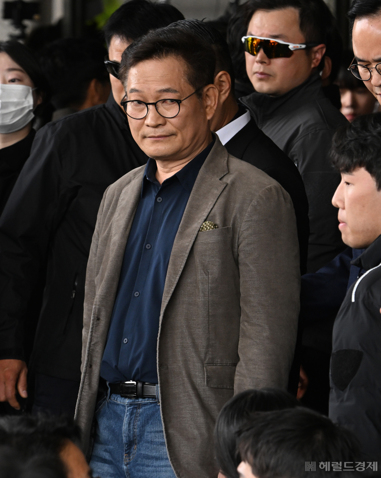 떠나는 송 전 대표. 임세준 기자